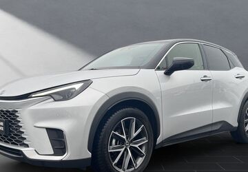 Lexus LBX 14.459 km 32.949 &euro; Wesel 46485