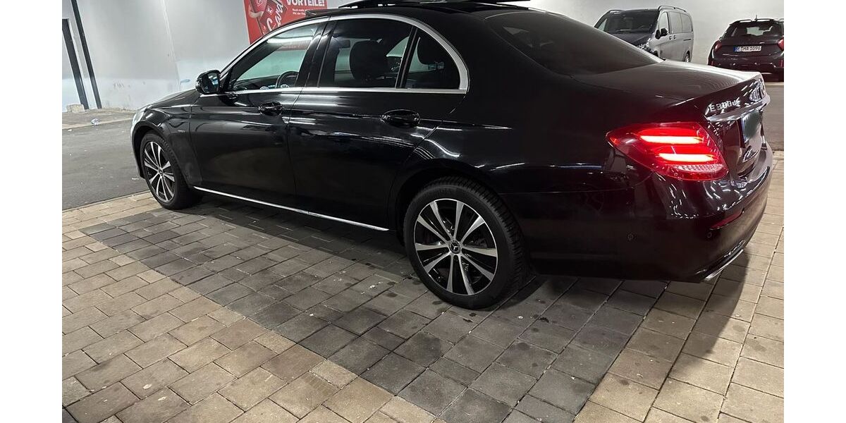 Mercedes-Benz E 300 57.500 km 33.800 &euro; Essen 45145