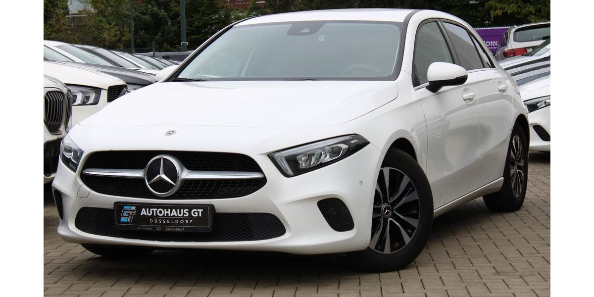 Mercedes-Benz A 180 78.199 km 20.999 &euro; Düsseldorf 40625