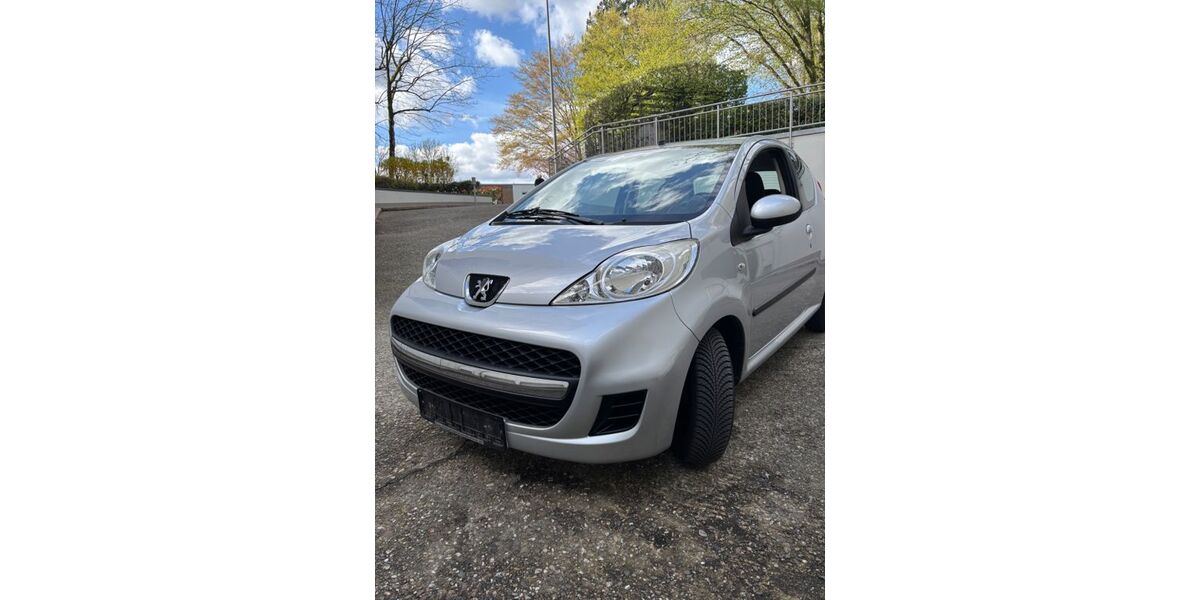 Peugeot 107 74.000 km 2.800 &euro; Erkrath 40699