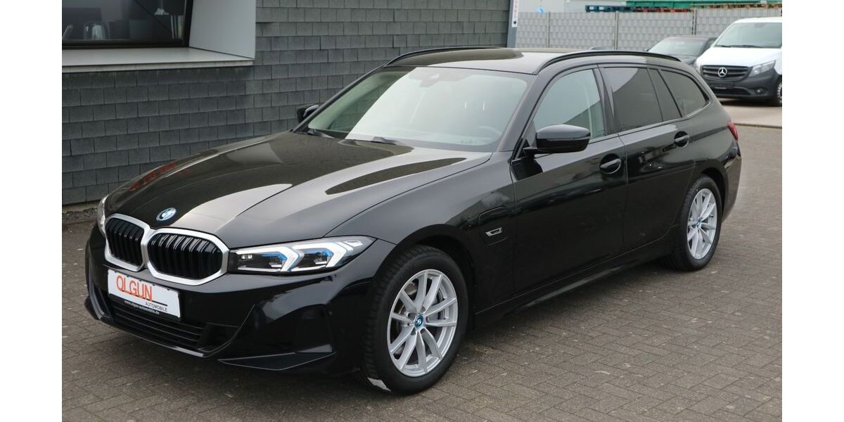 BMW 320 120.357 km 22.900 &euro; Neuss 41469