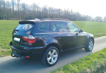 BMW X3 218.000 km 5.250 &euro; Duisburg 47259