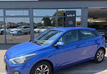 Hyundai i20 80.000 km 10.970 &euro; Wesel 46485
