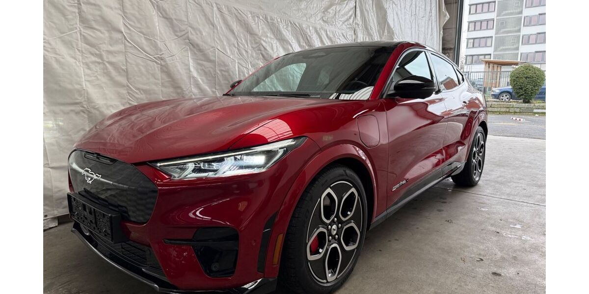 Ford Mustang Mach-E 30.000 km 36.500 &euro; Düsseldorf 40589