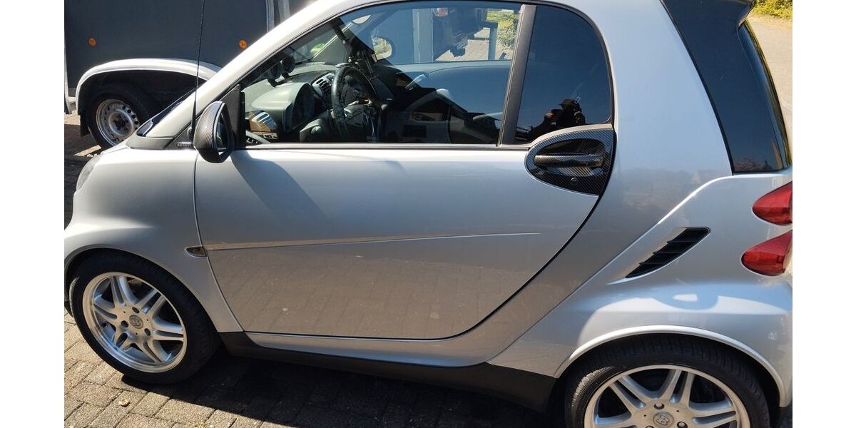 Smart ForTwo 150.200 km 7.100 &euro; Düsseldorf 40597