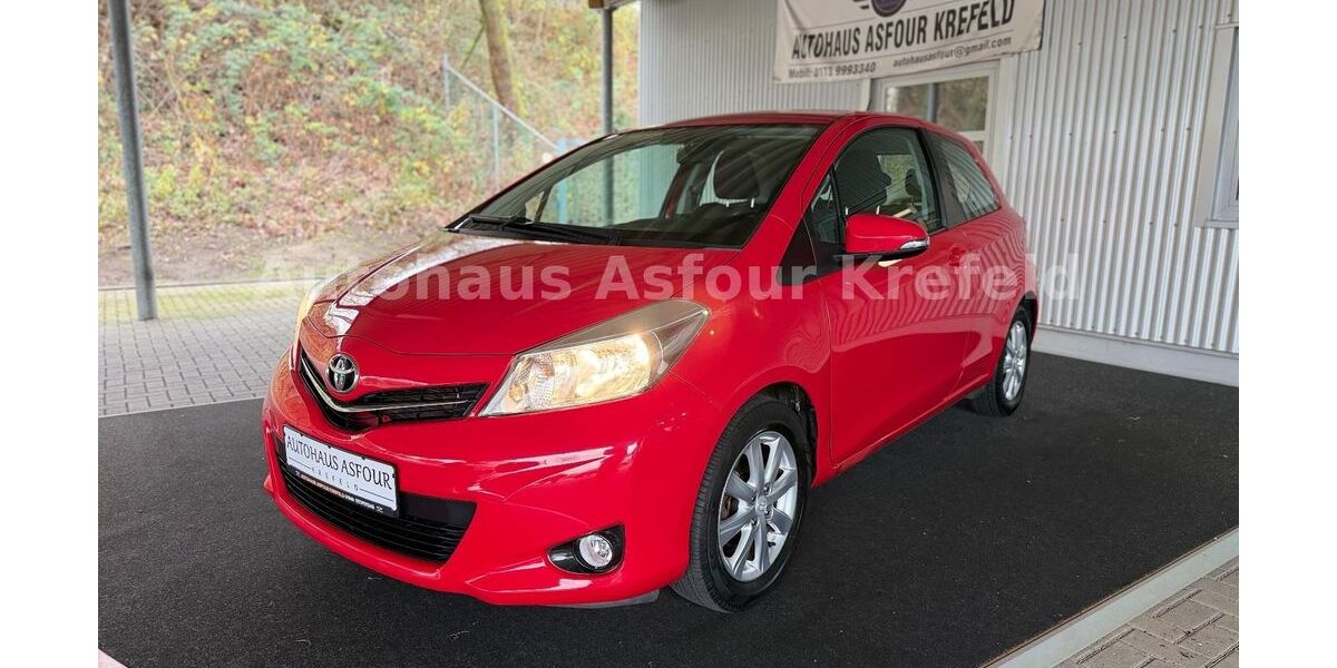 Toyota Yaris 40.800 km 7.190 &euro; Krefeld 47805