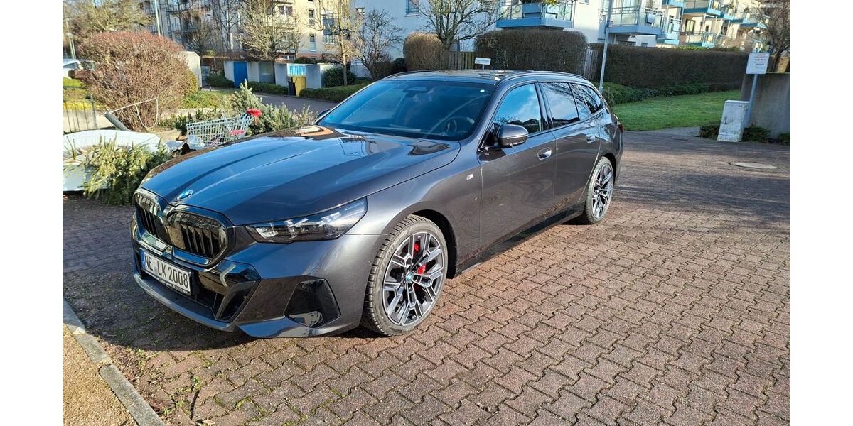 BMW 540 17.000 km 65.999 &euro; Neuss 41464