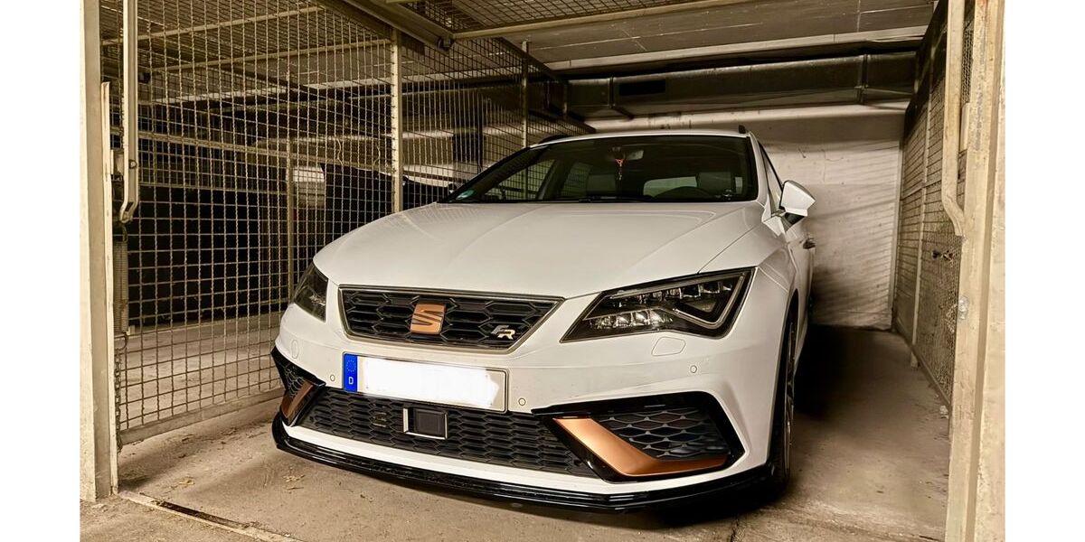 Seat Leon 68.000 km 18.300 &euro; Krefeld 47807