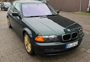 BMW 320 286.000 km 2.899 &euro; Düsseldorf 40599