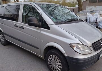 Mercedes-Benz Vito 237.500 km 9.900 &euro; Duisburg 47228