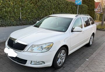 Skoda Octavia 229.000 km 2.499 &euro; Düsseldorf 40227