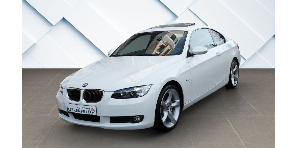 BMW 325 103.424 km 12.990 &euro; Düsseldorf 40231