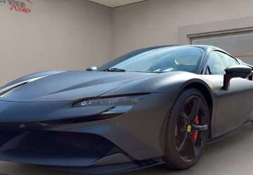 Ferrari SF90 Spider 2.950 km 469.990 &euro; Düsseldorf 40235