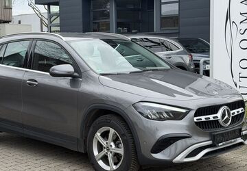 Mercedes-Benz GLA 180 77.017 km 28.500 &euro; Krefeld 47805
