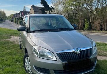 Skoda Fabia 149.910 km 2.999 &euro; Neuss 41462