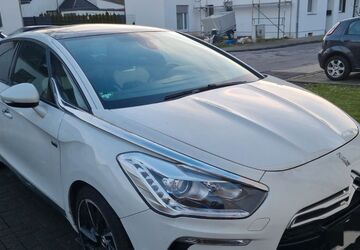 Citroen DS5 158.500 km 8.445 &euro; Gelsenkirchen 45896