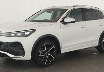 VW Tiguan 26.600 km 45.784 &euro; Düsseldorf 40233