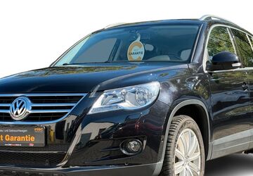 VW Tiguan 63.000 km 10.480 &euro; Duisburg 47249