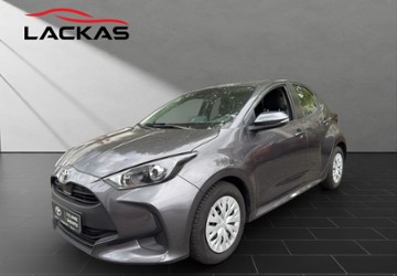Toyota Yaris 71.520 km 12.450 &euro; Duisburg 47055