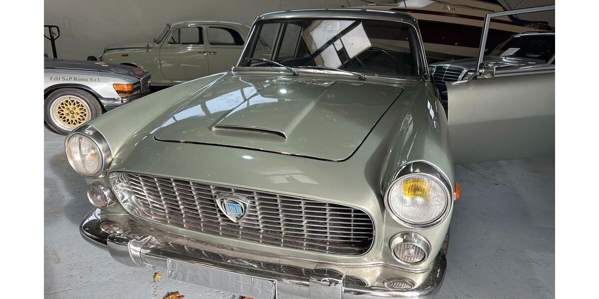 Lancia Flaminia 62.573 km 12.990 &euro; Düsseldorf 40476